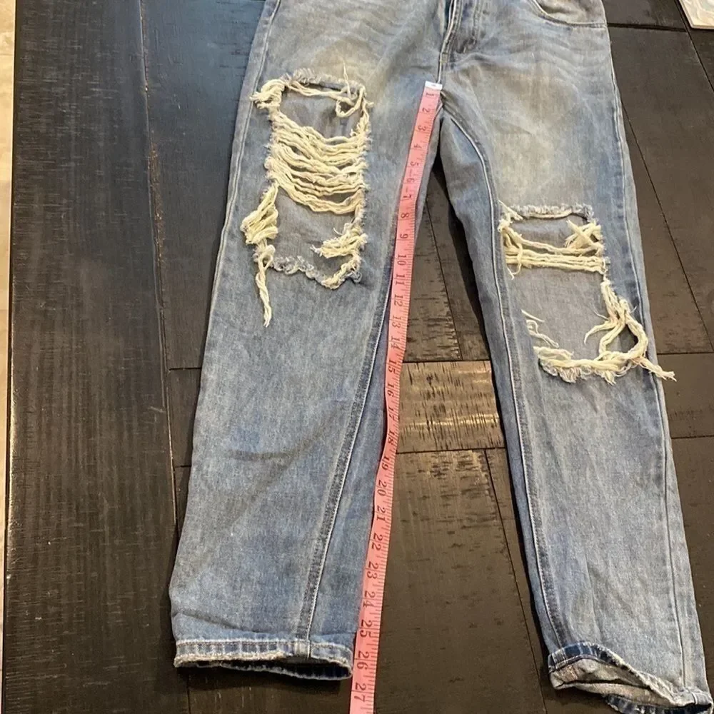 Afrm 28 Ripped Mom Casual Destroyed Festival Button Fly Jeans‍‍‍‍‍‍‍
